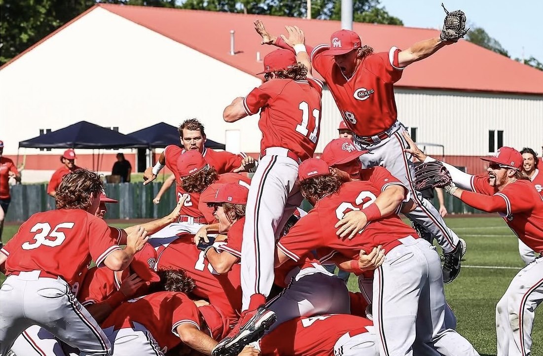 2024 Mules dogpile